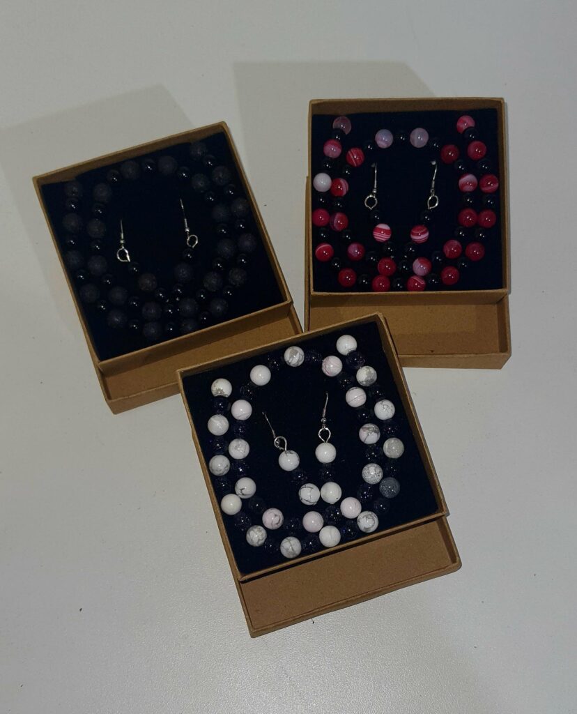 Flora's Golden Garden - šperk